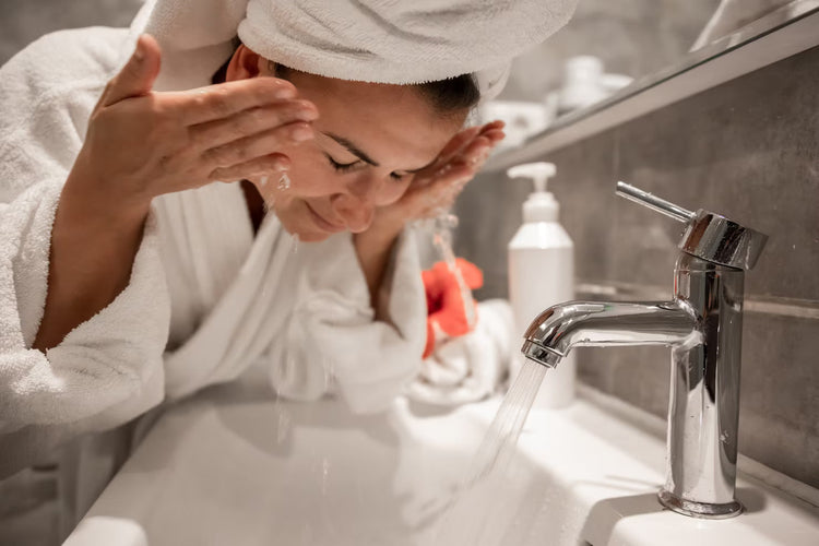 Best Facial Cleansers & Exfoliators. Face Wash